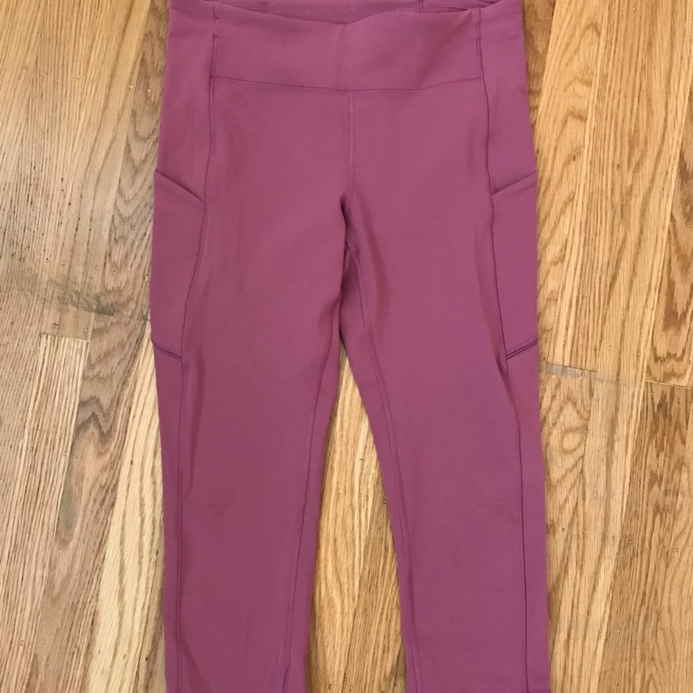 Lululemon Cropped Pink Leggings